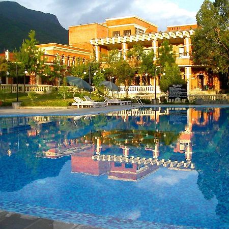 Park Village Resort By Kgh Group Katmandou Extérieur photo