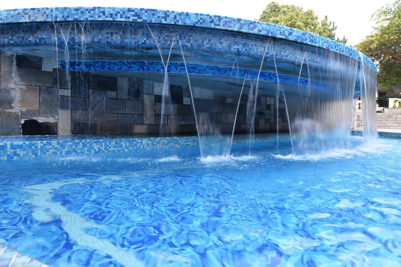Park Village Resort By Kgh Group Katmandou Extérieur photo