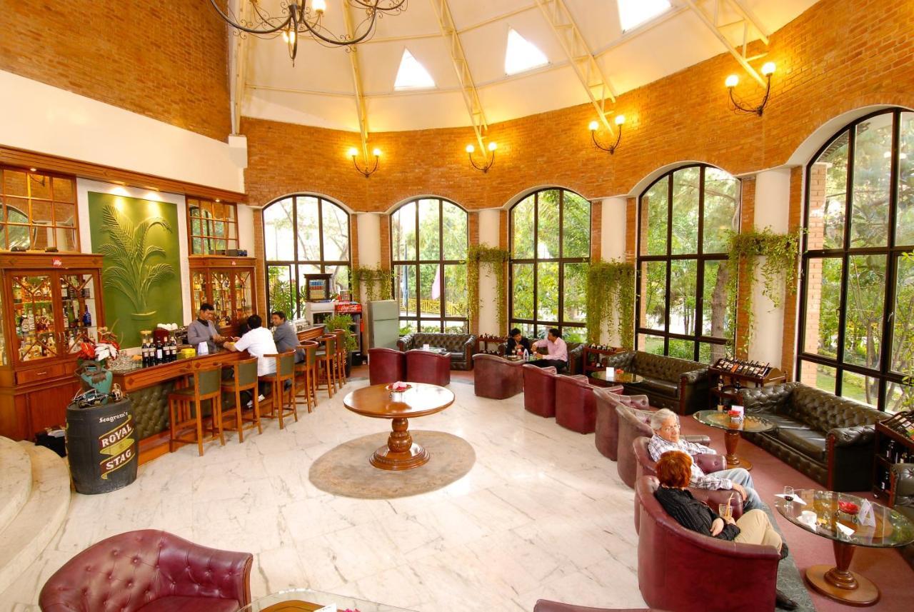 Park Village Resort By Kgh Group Katmandou Extérieur photo